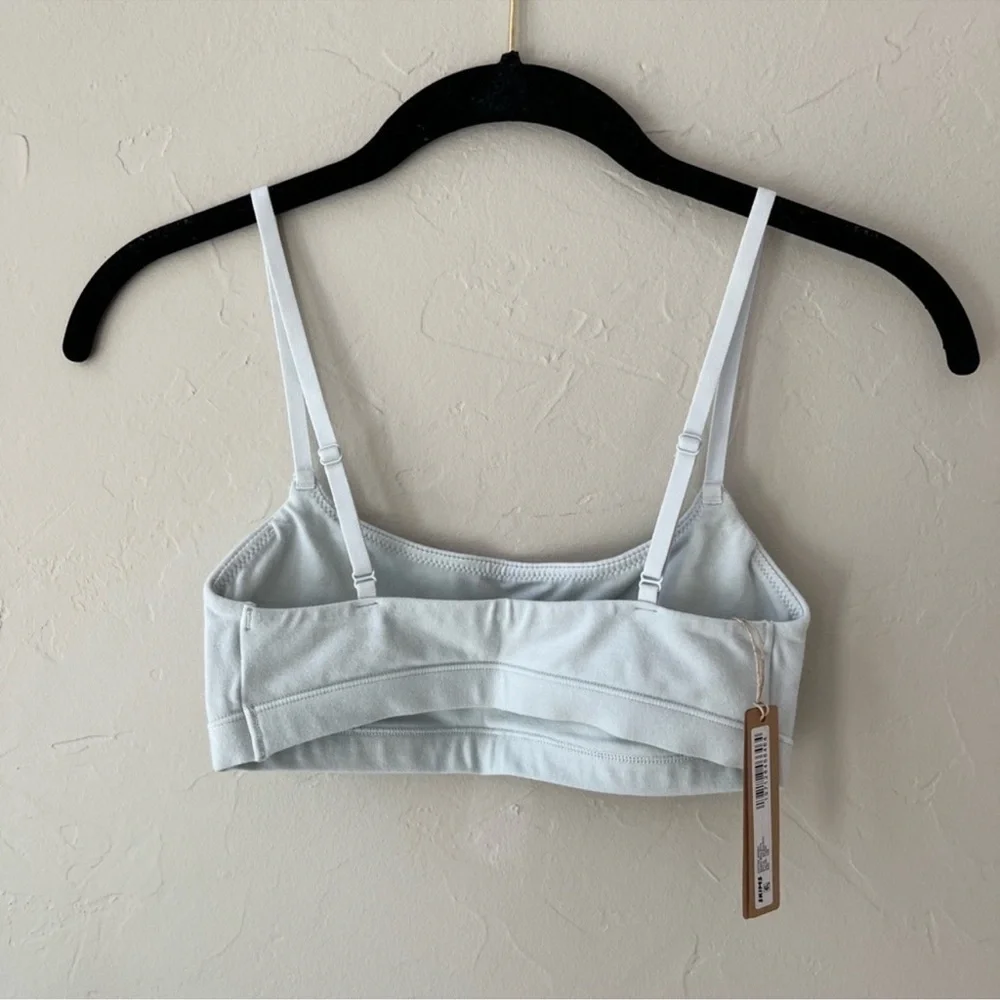 ❄️SKIMS COTTON (B17) JERSEY SCOOP NECK BRALETTE IN FROST XXS - Picture 3 of 4